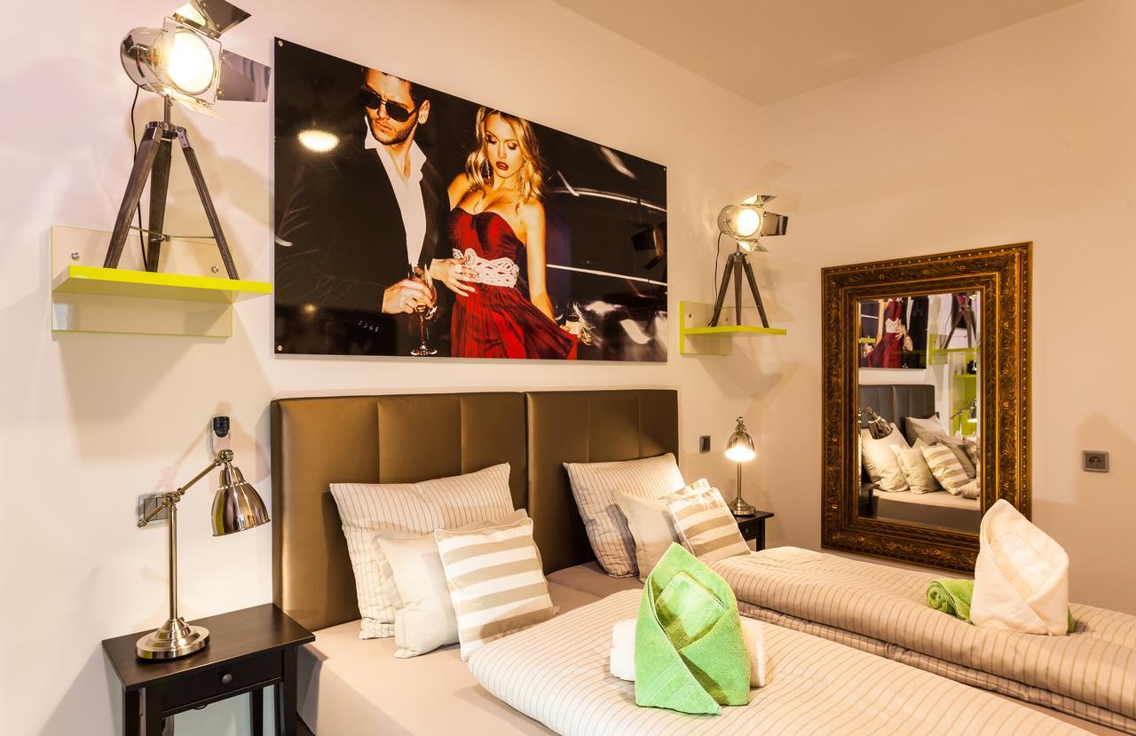 فندق Wuschl Lounge Kuhbach  المظهر الخارجي الصورة